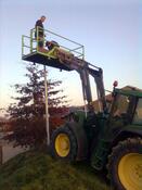 Neue Flutlichtmasten an den Auenpltzen