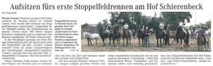 Aufsitzen frs erste Stoppelpferdrennen am Hof Schierenbeck